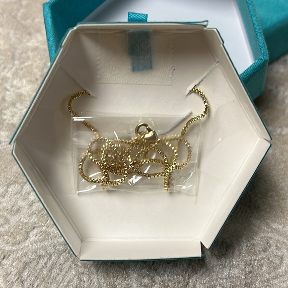 Brand New Elements of Love 14K Gold Plated Chain Necklace Bubble Balloon “A” - Picture 10 of 15